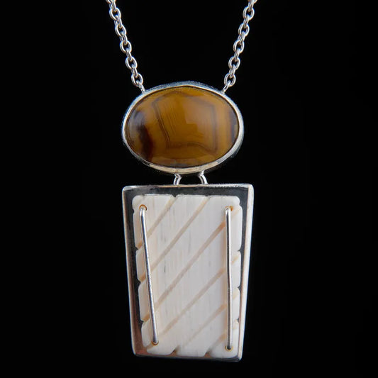 201 Unicorn Antler KY Agate Pendant in Silver with Silver Chain