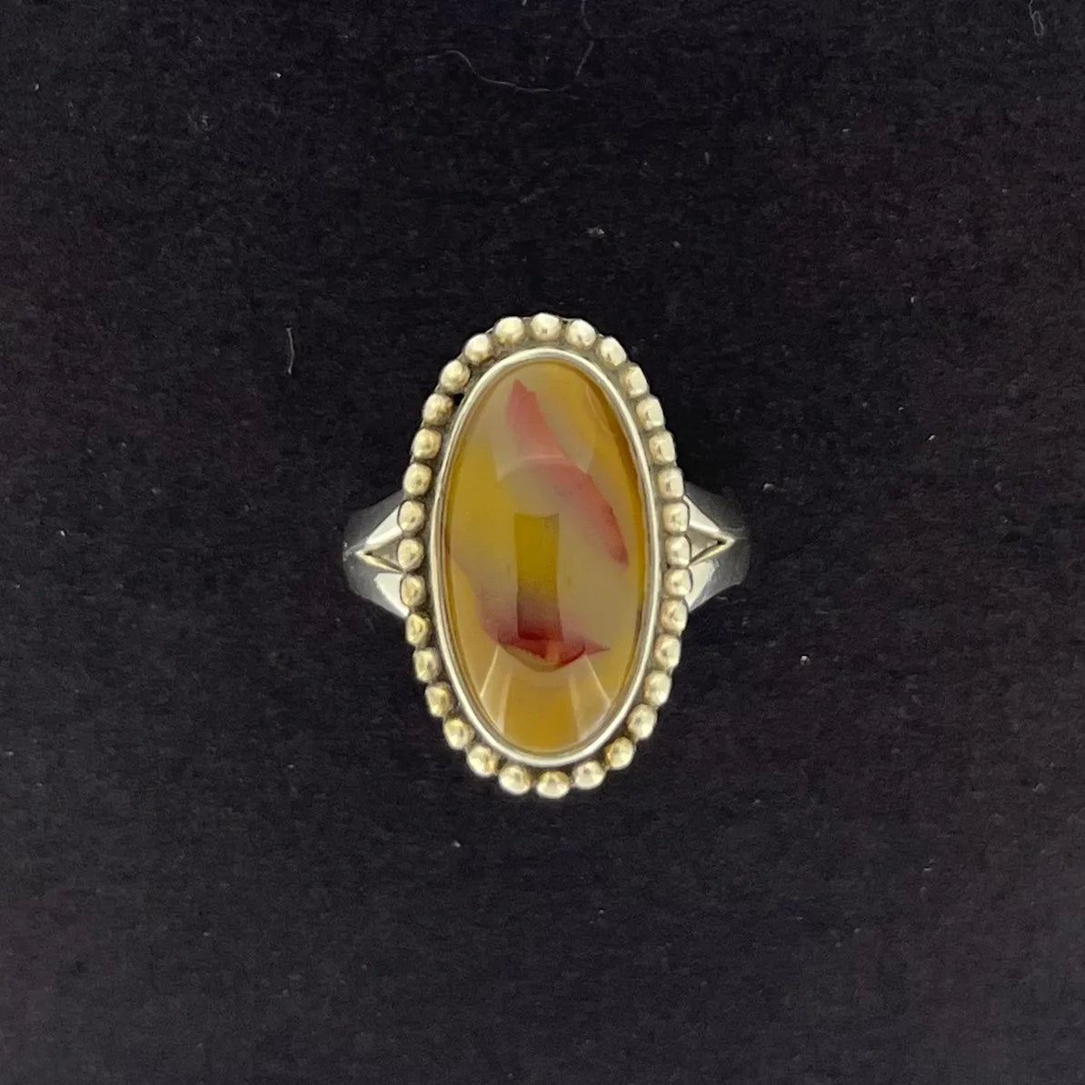 9912 Oval KY Agate Ring