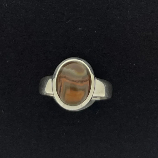 9930 Oval KY Agate Ring