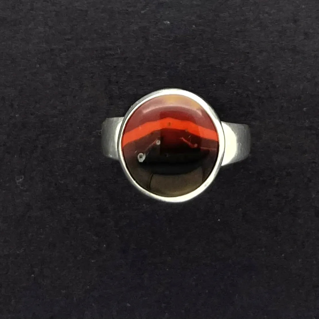 1991 KY Agate Black/Red/Orange/ Yellow Round Silver Ring