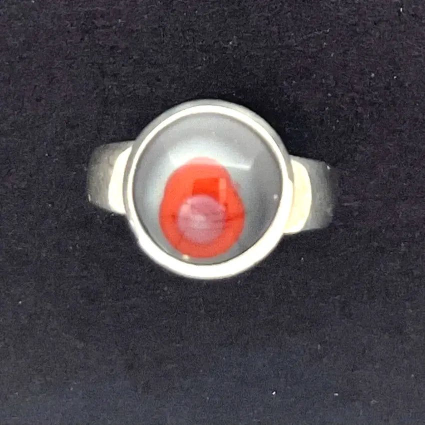 1995 KY Agate Red/Orange/White Oval Silver Ring