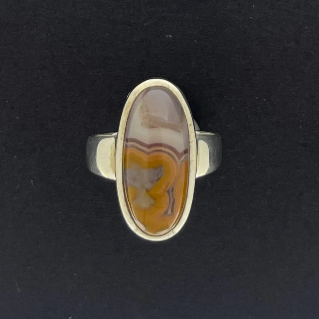 9929 Oval KY Agate Ring