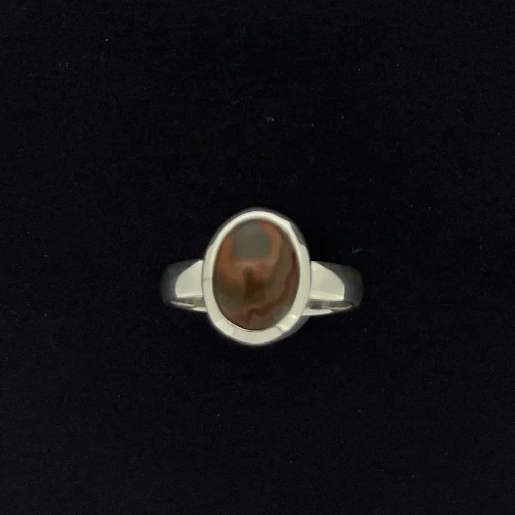 9916 Oval KY Agate Ring
