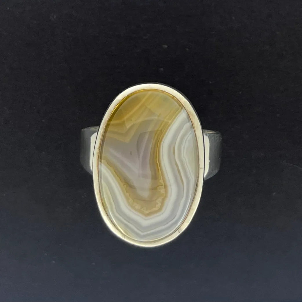 9940 Oval KY Agate Ring