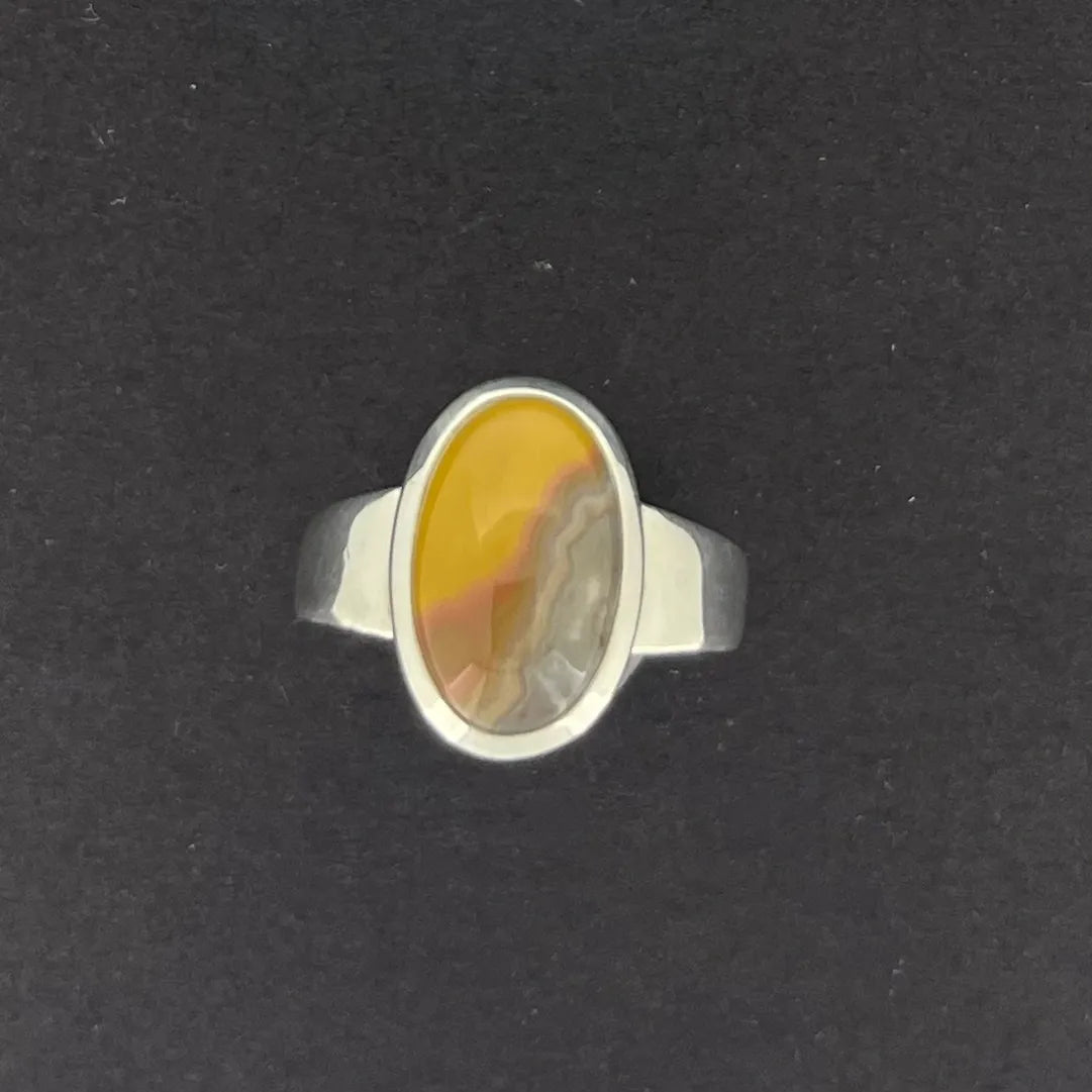 9908 Oval KY Agate Ring