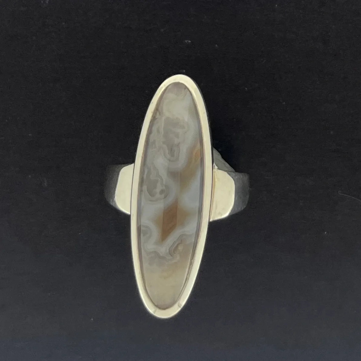 9937 Oval KY Agate Ring